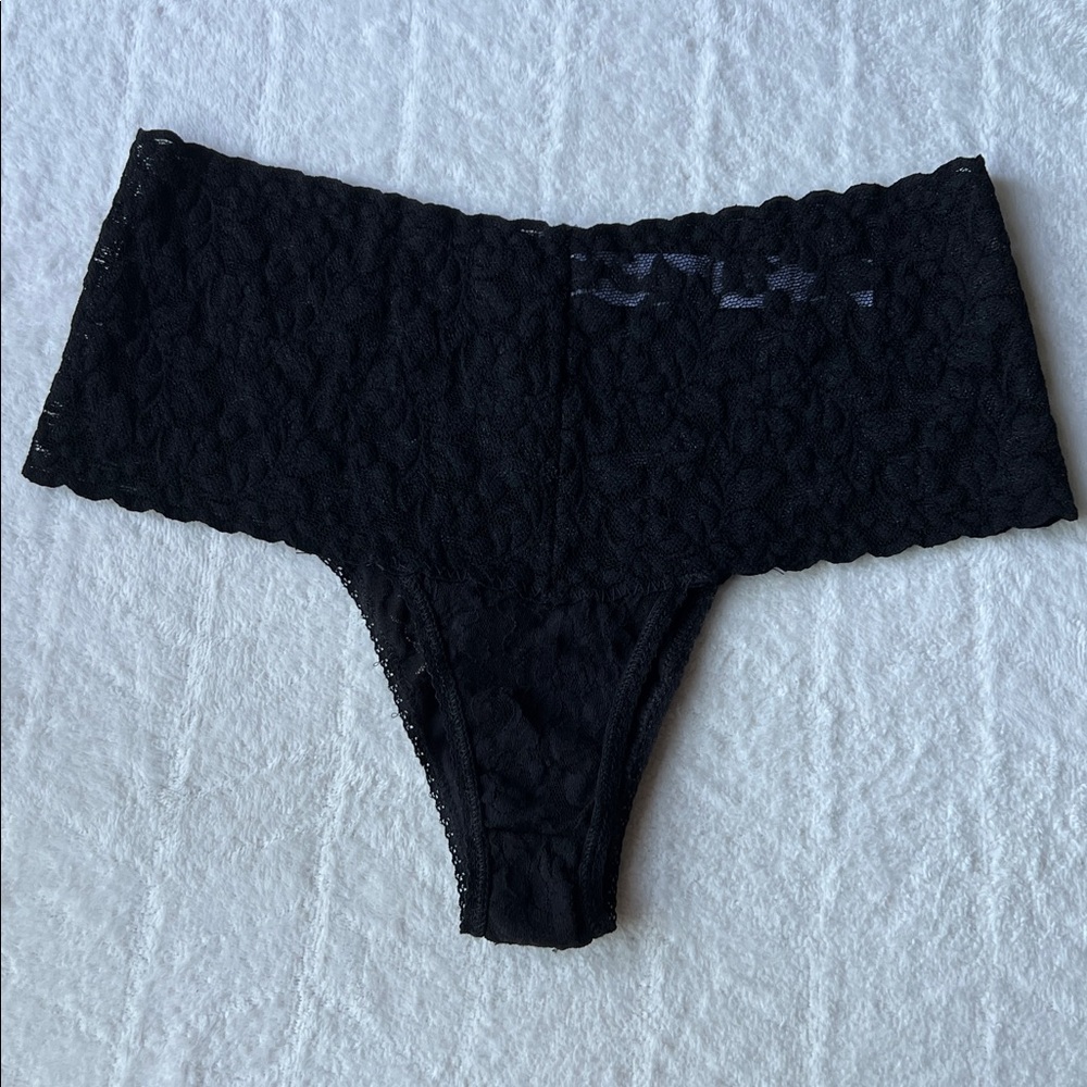 Hanky Panky Signature Lace Retro Thong - Picture 9 of 12